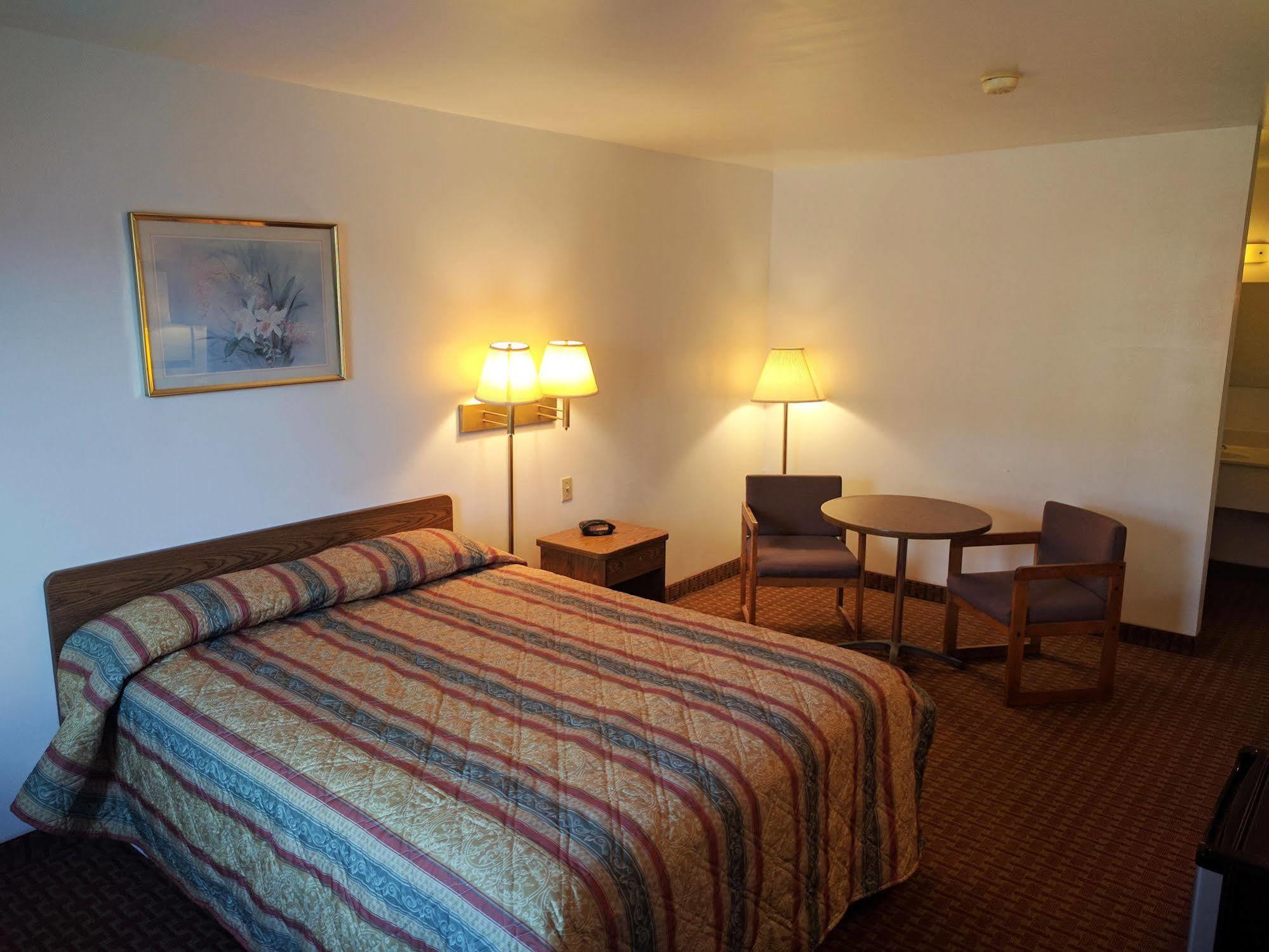 Value Inn Harrisburg-York Valley Green Exterior foto